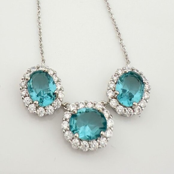 Shimmering 11.3 ct  Vivid Lab Created Blue Topaz Necklace - Picture 1 of 9